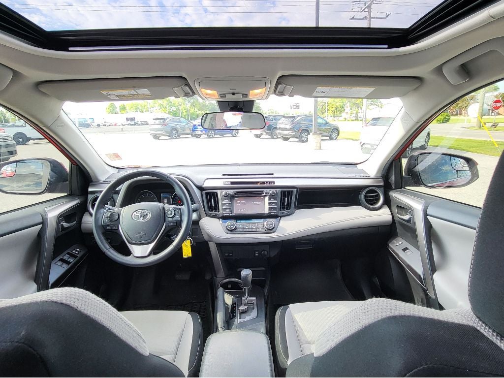 2017 Toyota RAV4 XLE