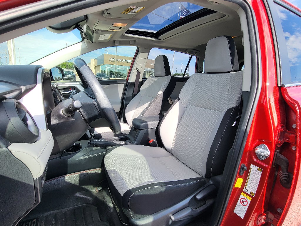 2017 Toyota RAV4 XLE
