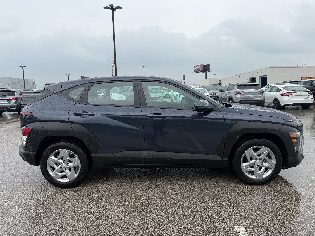 2024 Hyundai KONA SE
