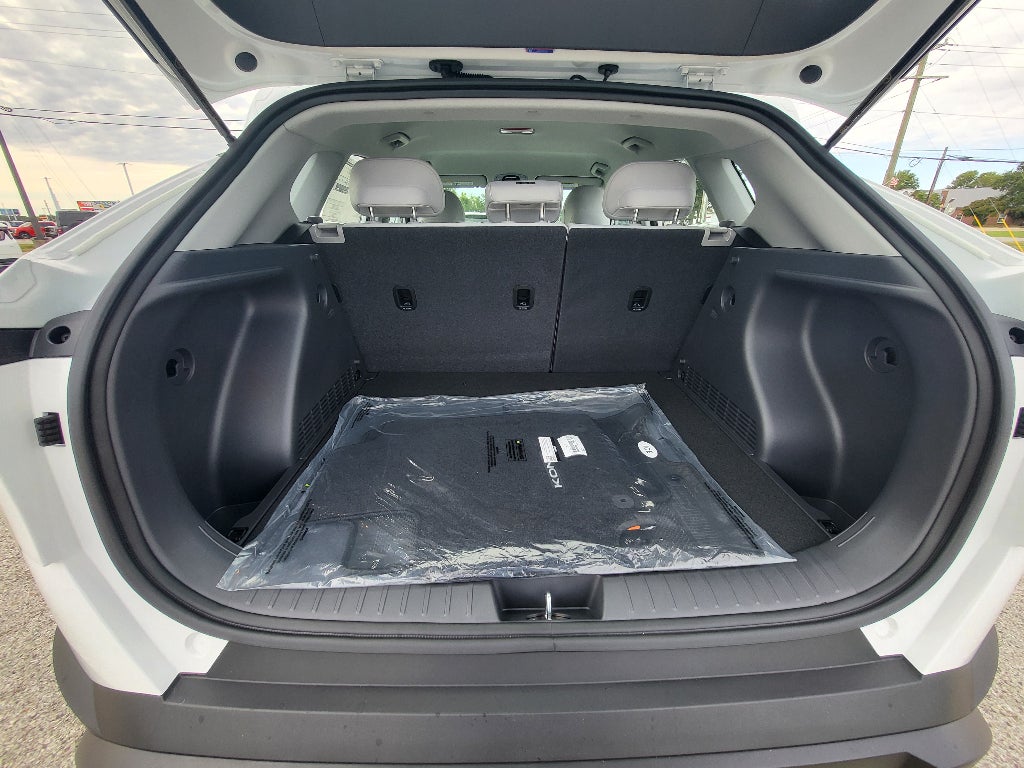 2027 Hyundai KONA SE
