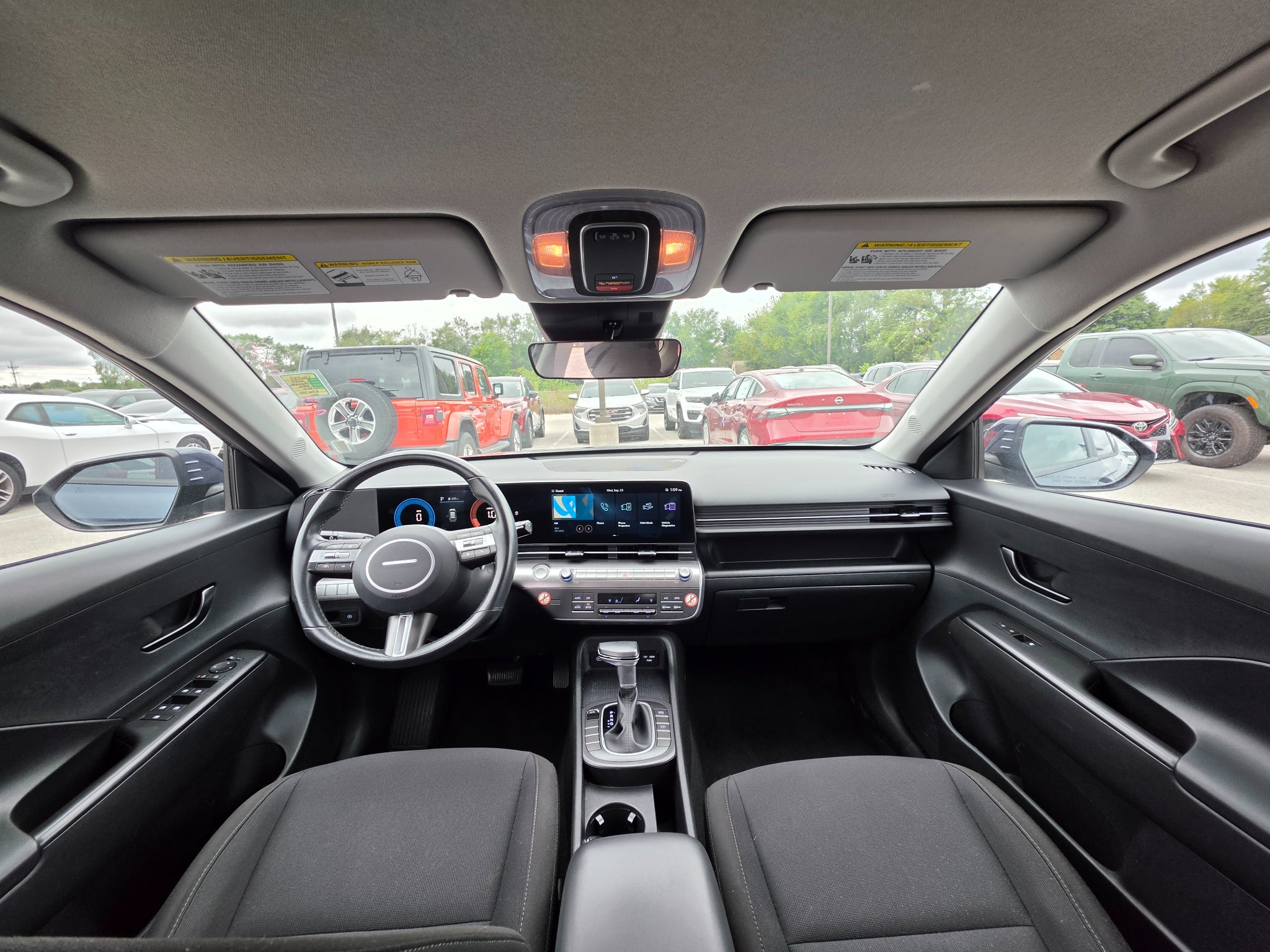 2025 Hyundai KONA SEL