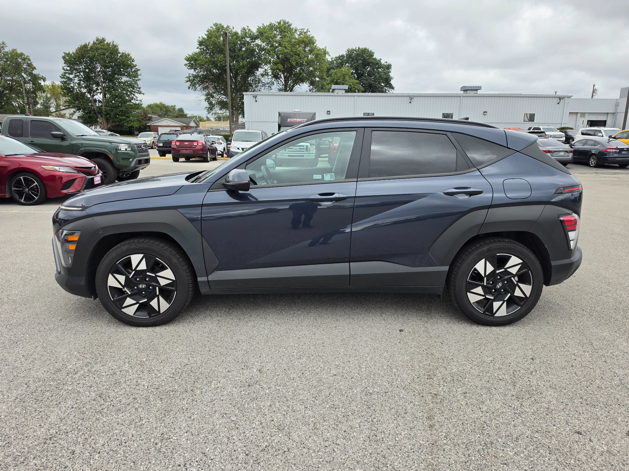 2025 Hyundai KONA SEL