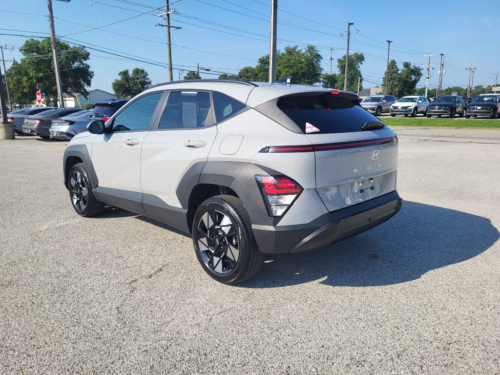 2025 Hyundai KONA SEL