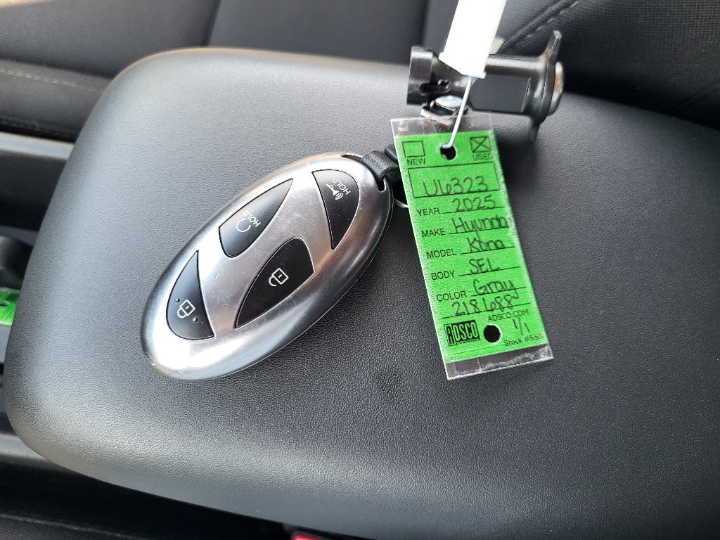 2025 Hyundai KONA SEL