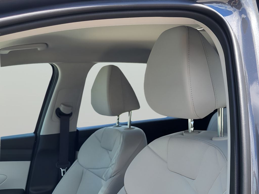 2026 Hyundai TUCSON Blue SE
