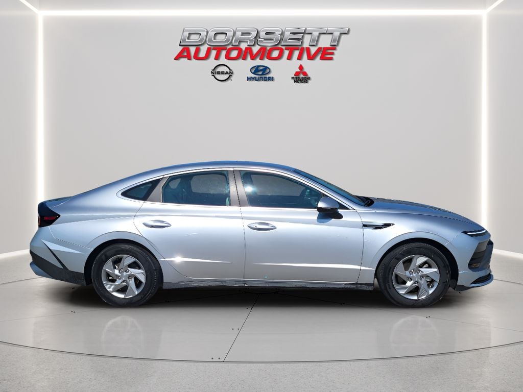 2025 Hyundai SONATA SE