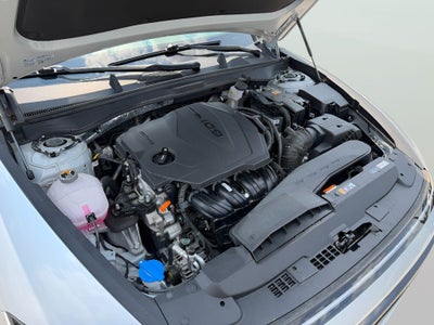 2025 Hyundai SONATA SE