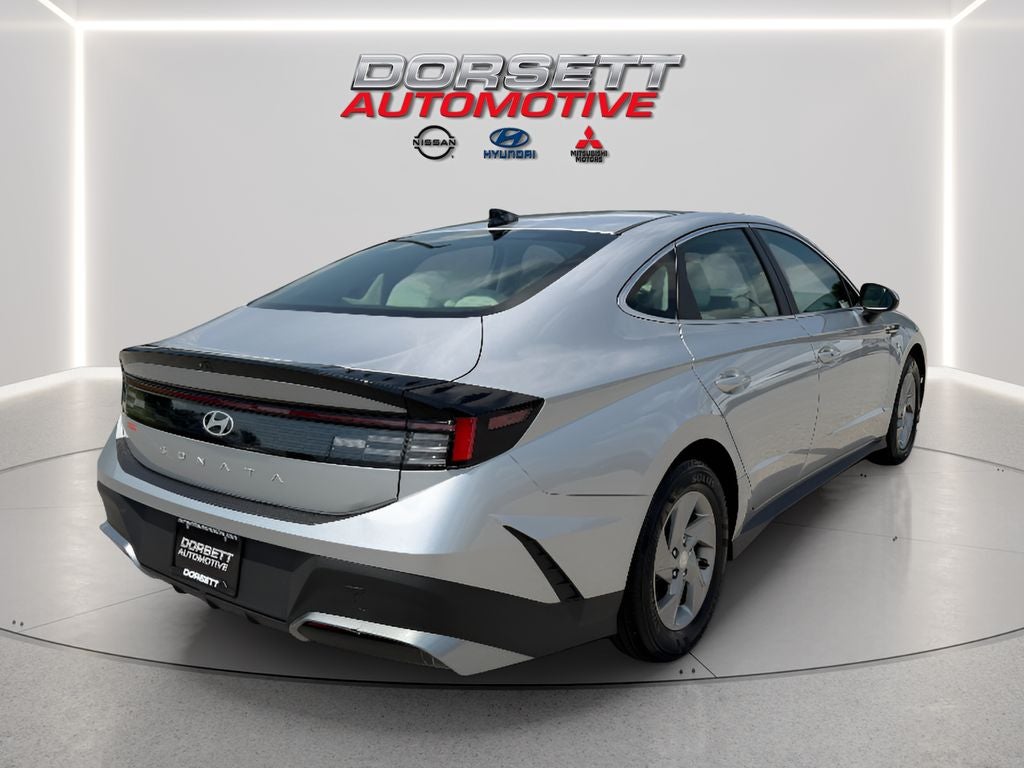 2025 Hyundai SONATA SE