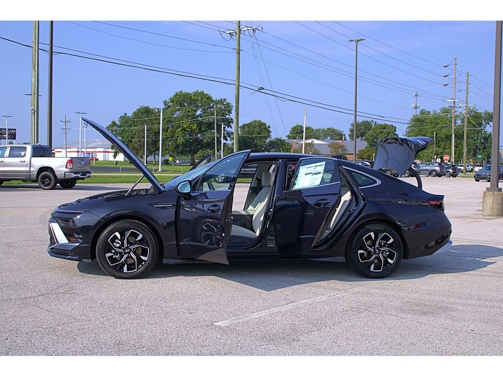 2025 Hyundai SONATA SEL