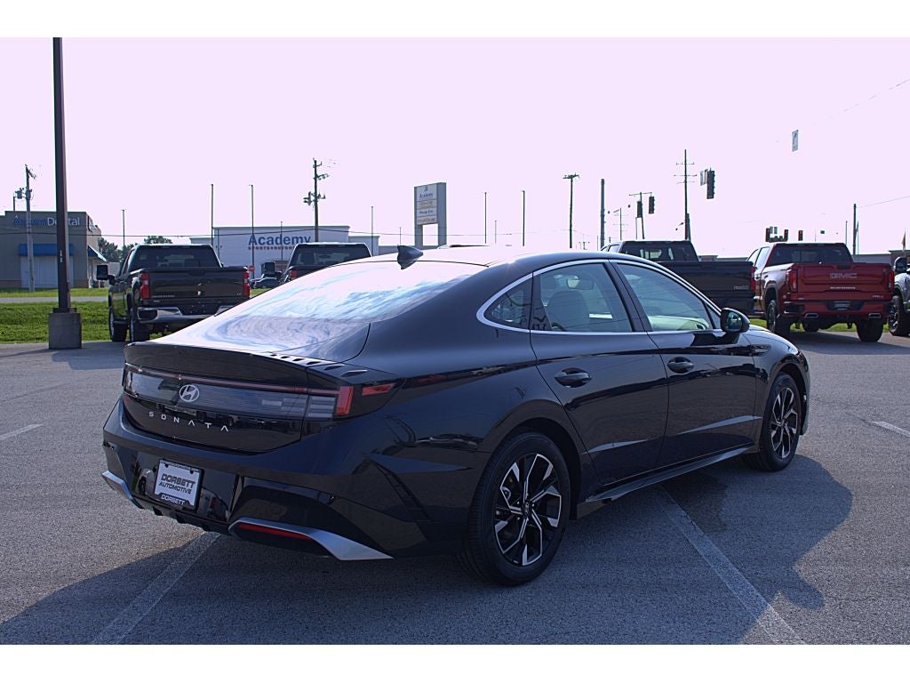 2025 Hyundai SONATA SEL