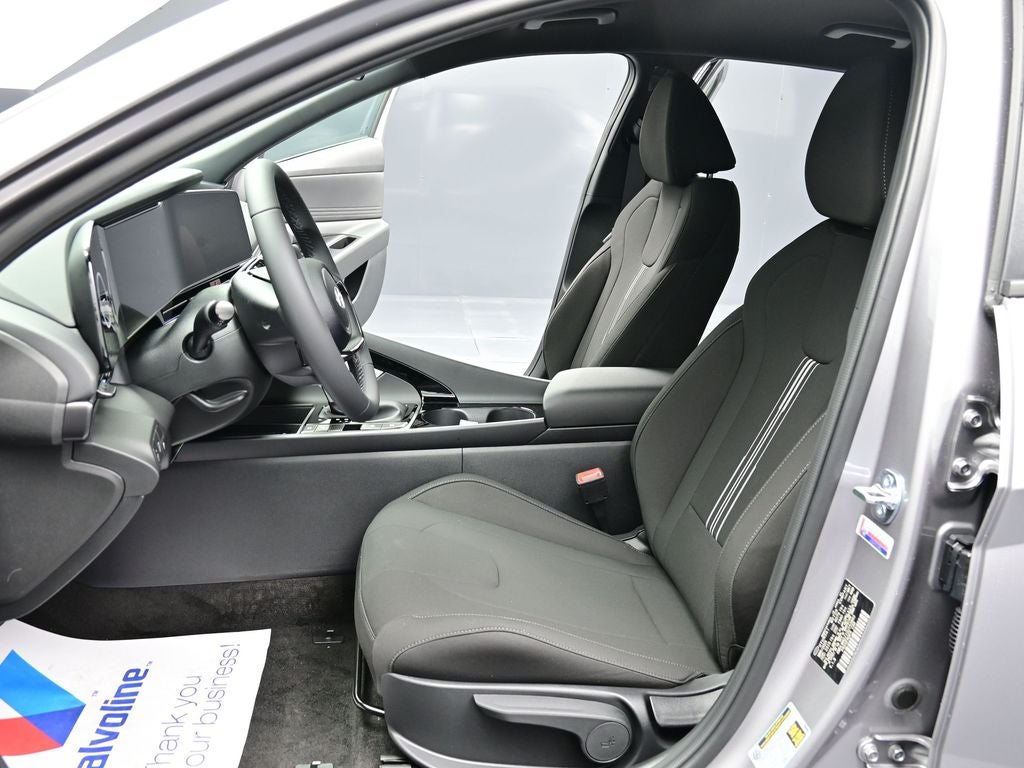 2025 Hyundai ELANTRA HEV SEL Sport