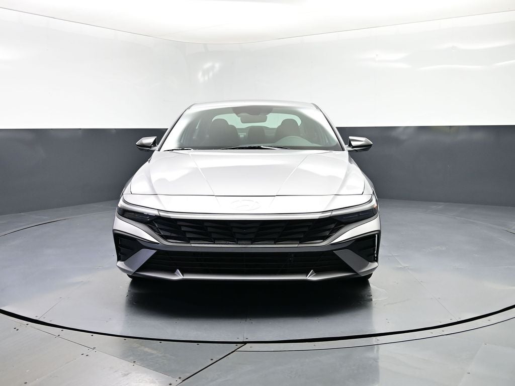 2025 Hyundai ELANTRA HEV SEL Sport