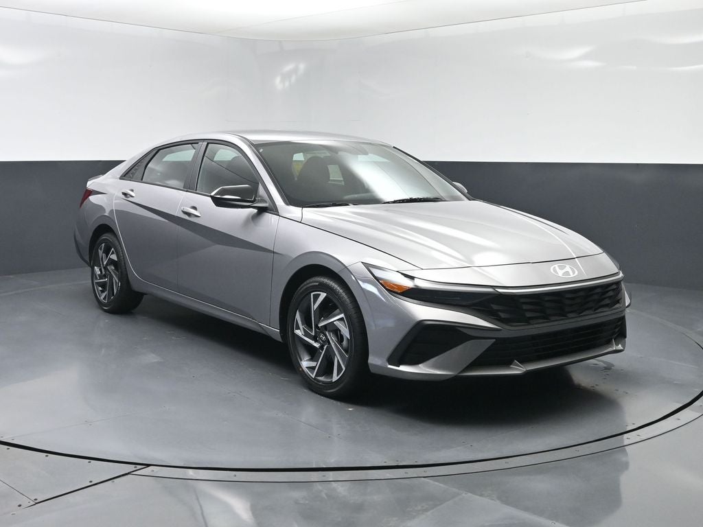 2025 Hyundai ELANTRA HEV SEL Sport