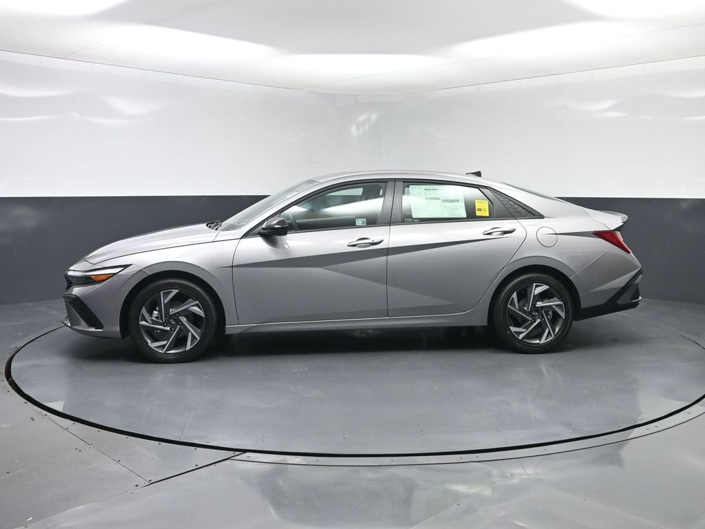 2025 Hyundai ELANTRA HEV SEL Sport