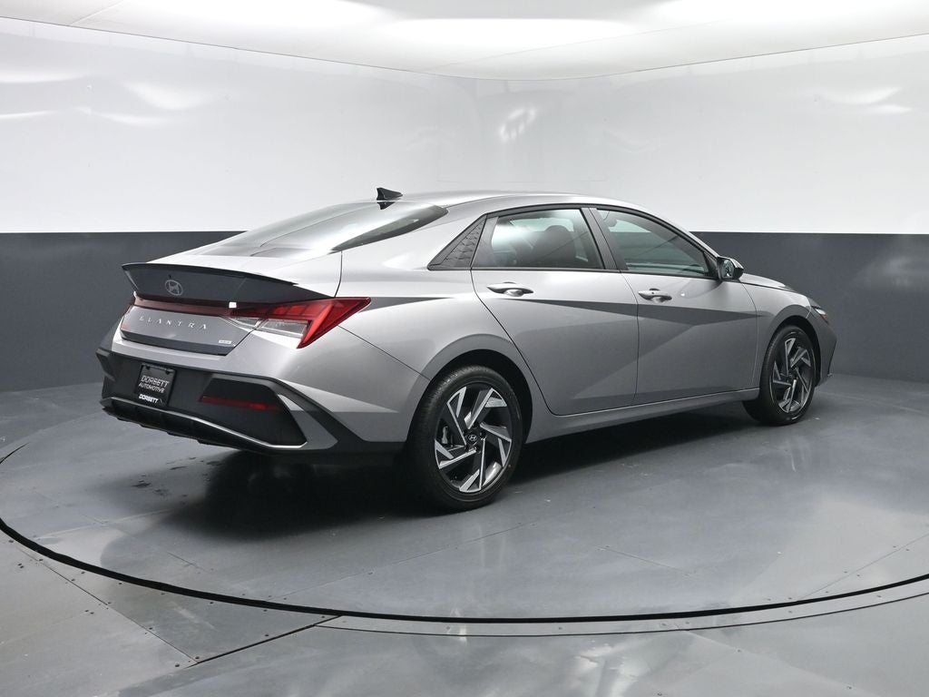 2025 Hyundai ELANTRA HEV SEL Sport