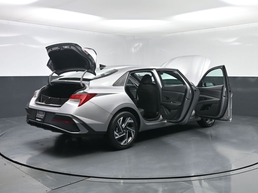 2025 Hyundai ELANTRA HEV SEL Sport