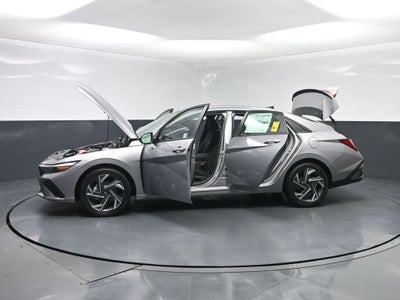 2025 Hyundai ELANTRA HEV SEL Sport