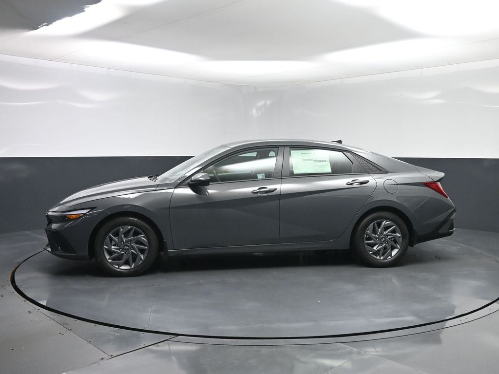 2026 Hyundai ELANTRA HEV Blue