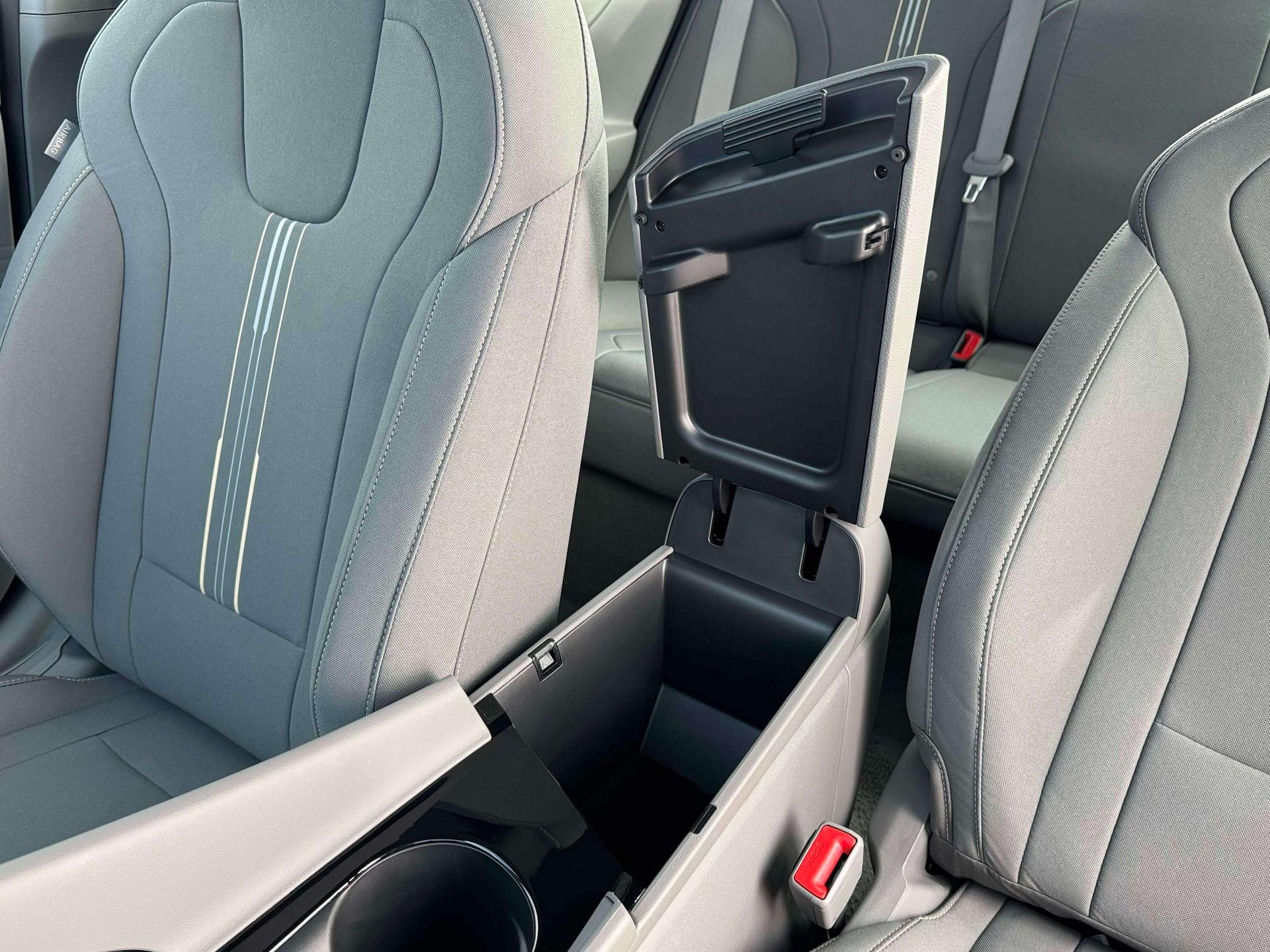 2026 Hyundai ELANTRA HEV Blue