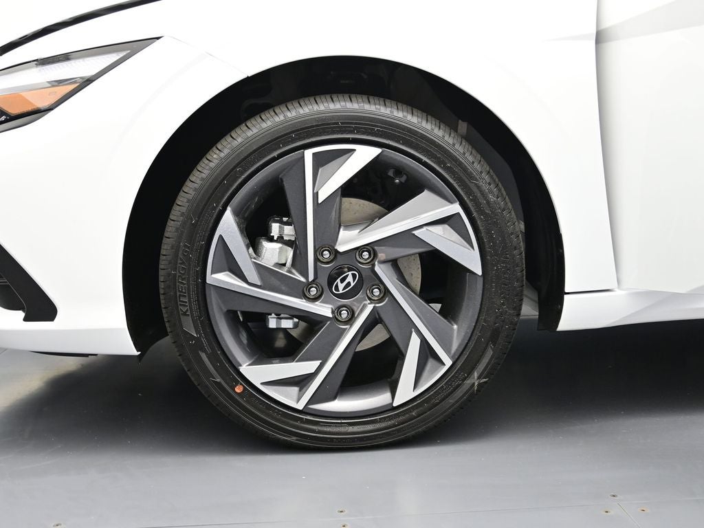 2025 Hyundai ELANTRA HEV SEL Sport