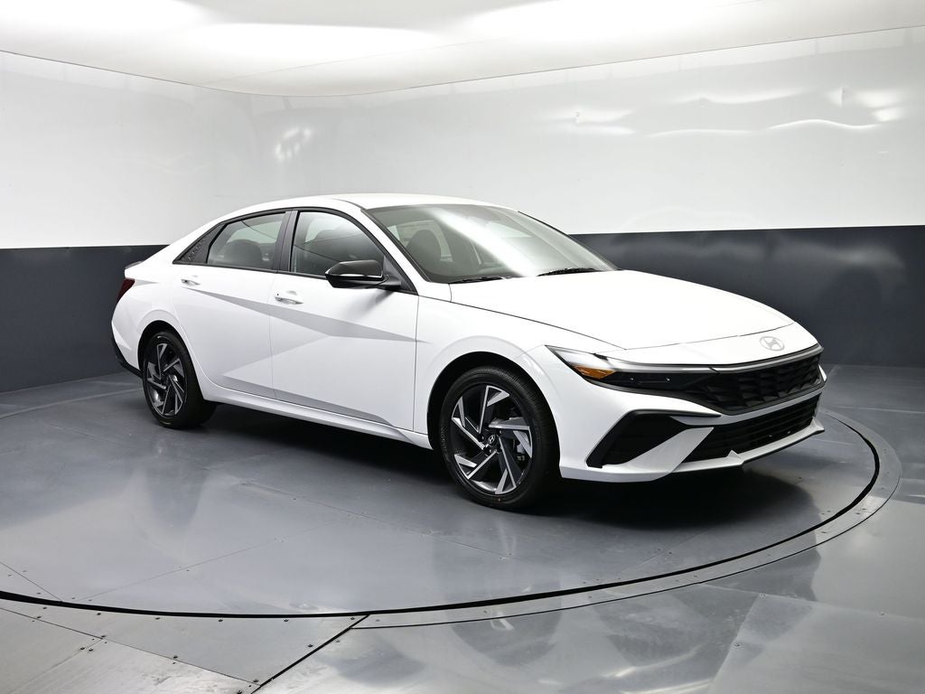 2025 Hyundai ELANTRA HEV SEL Sport