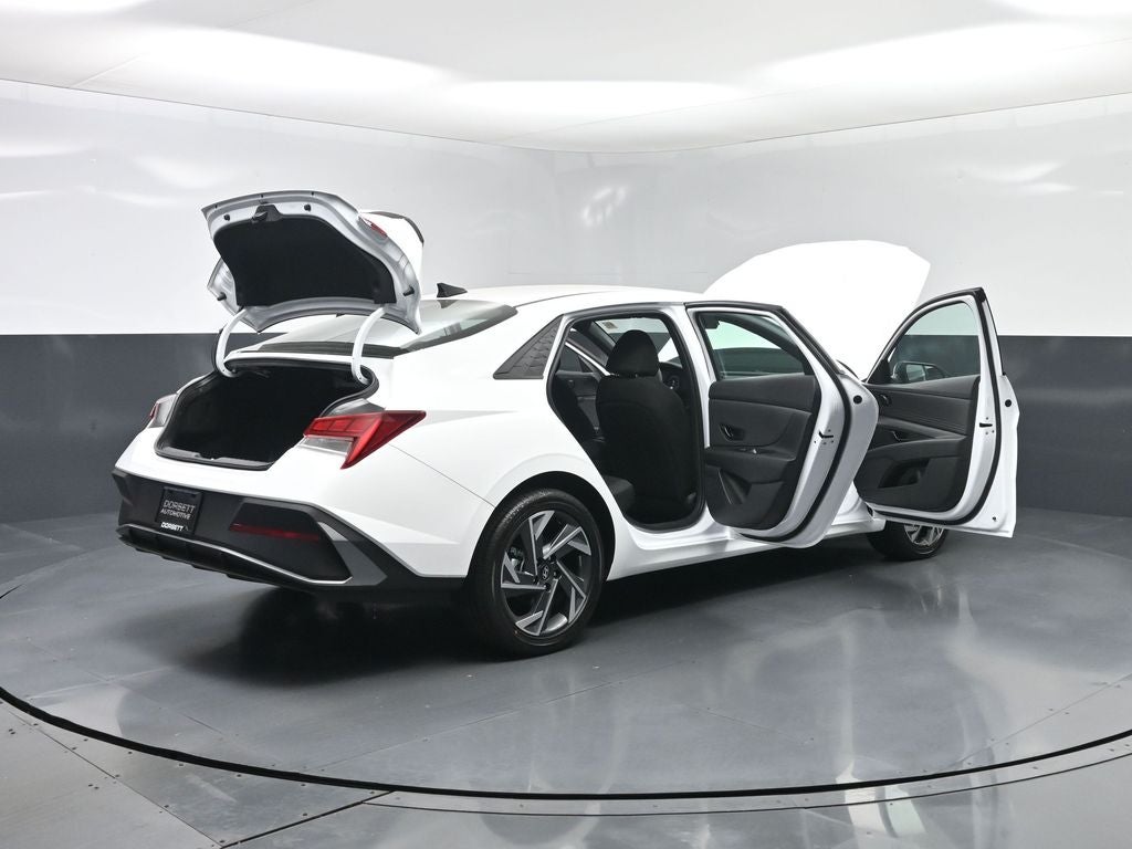 2025 Hyundai ELANTRA HEV SEL Sport