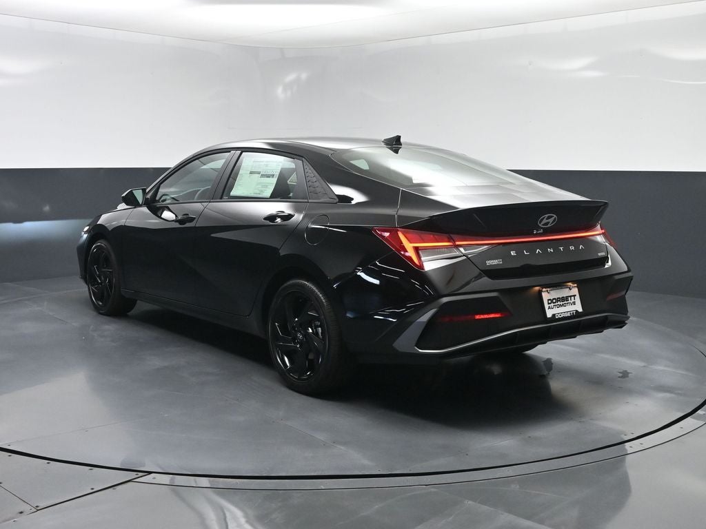 2026 Hyundai ELANTRA HEV SEL Sport