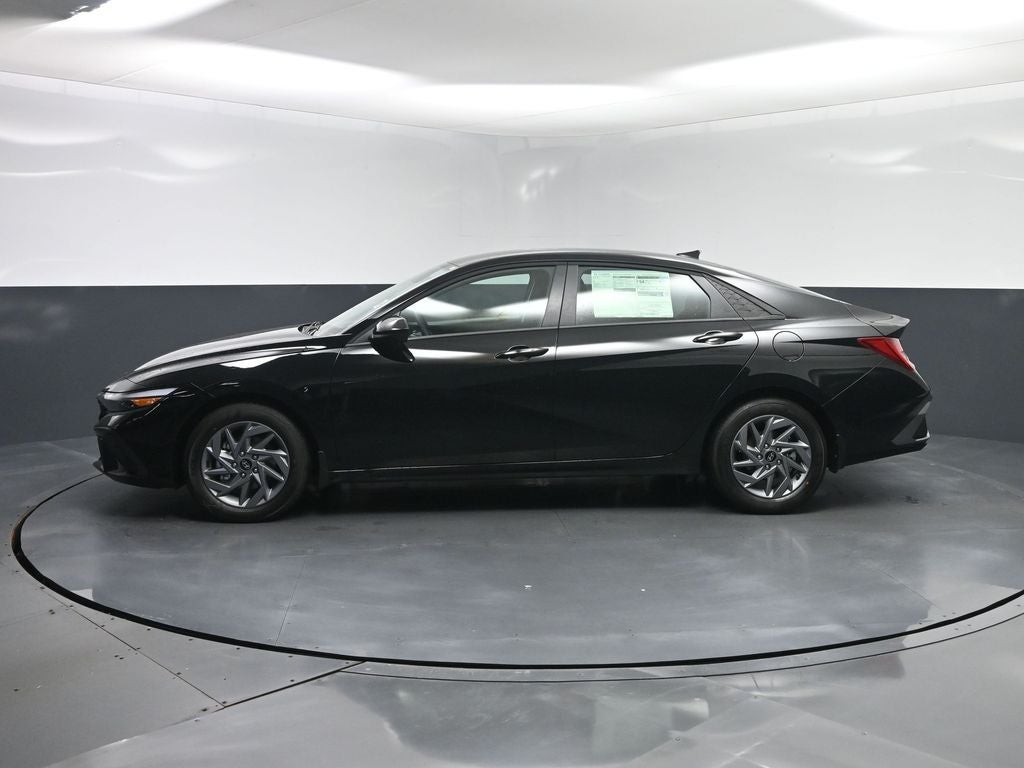 2026 Hyundai ELANTRA HEV Blue