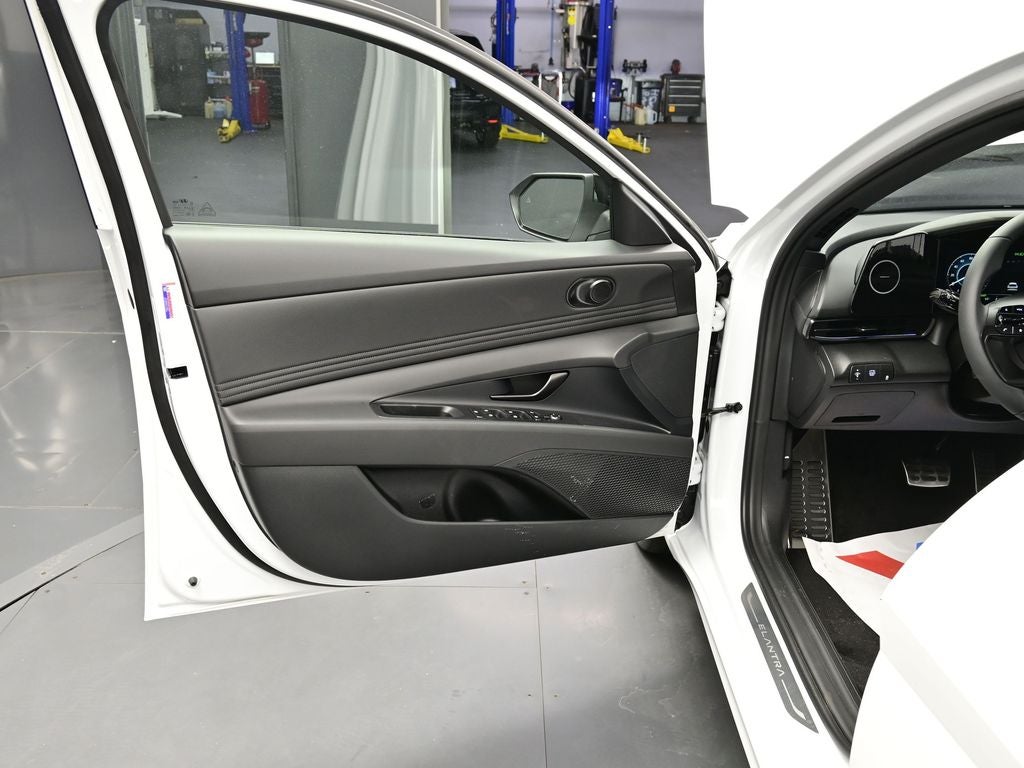 2026 Hyundai ELANTRA HEV SEL Sport