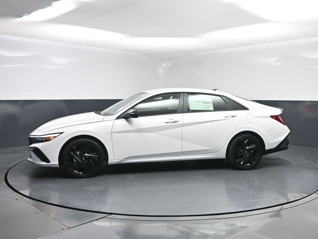 2026 Hyundai ELANTRA HEV SEL Sport