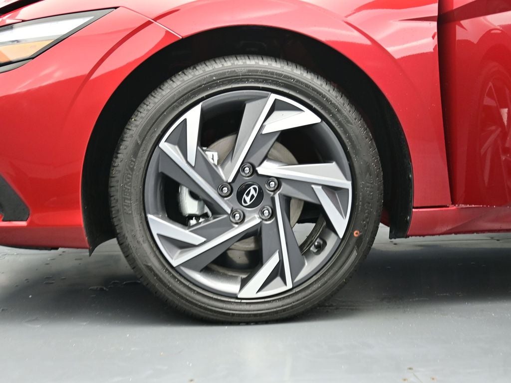 2025 Hyundai ELANTRA HEV SEL Sport