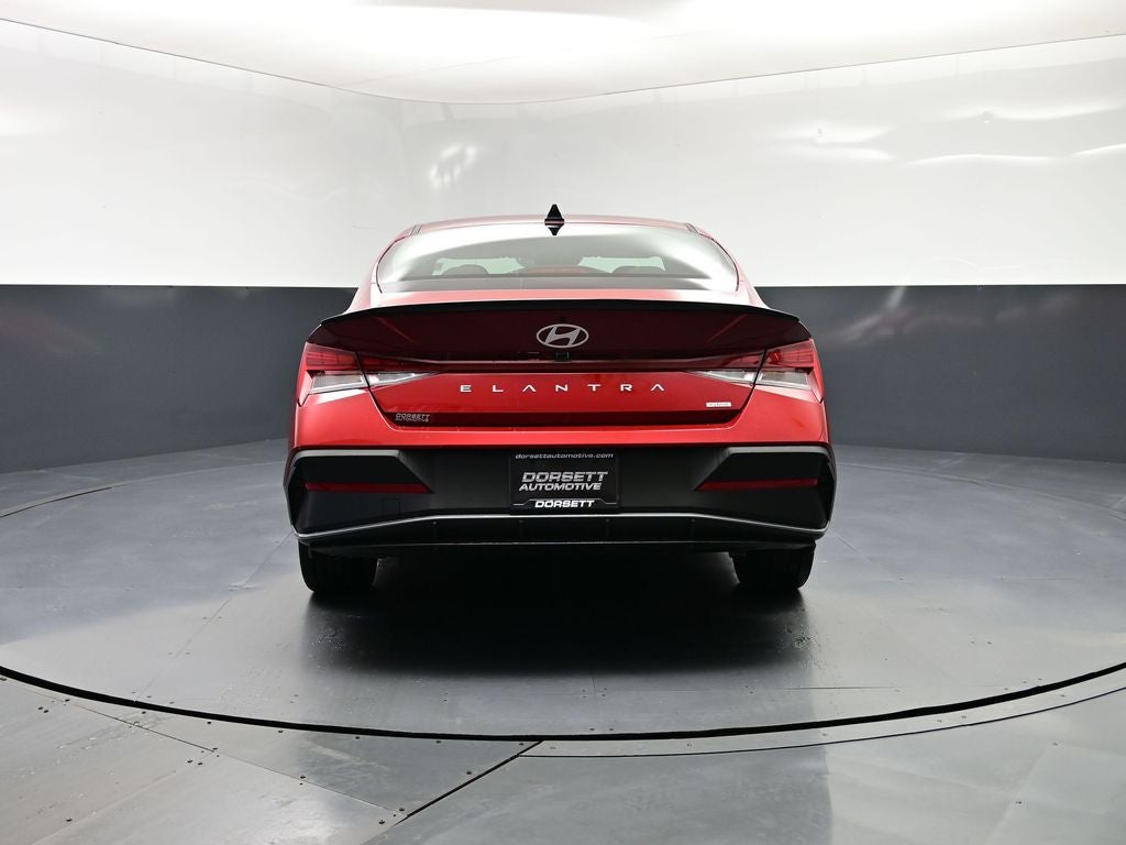 2025 Hyundai ELANTRA HEV SEL Sport