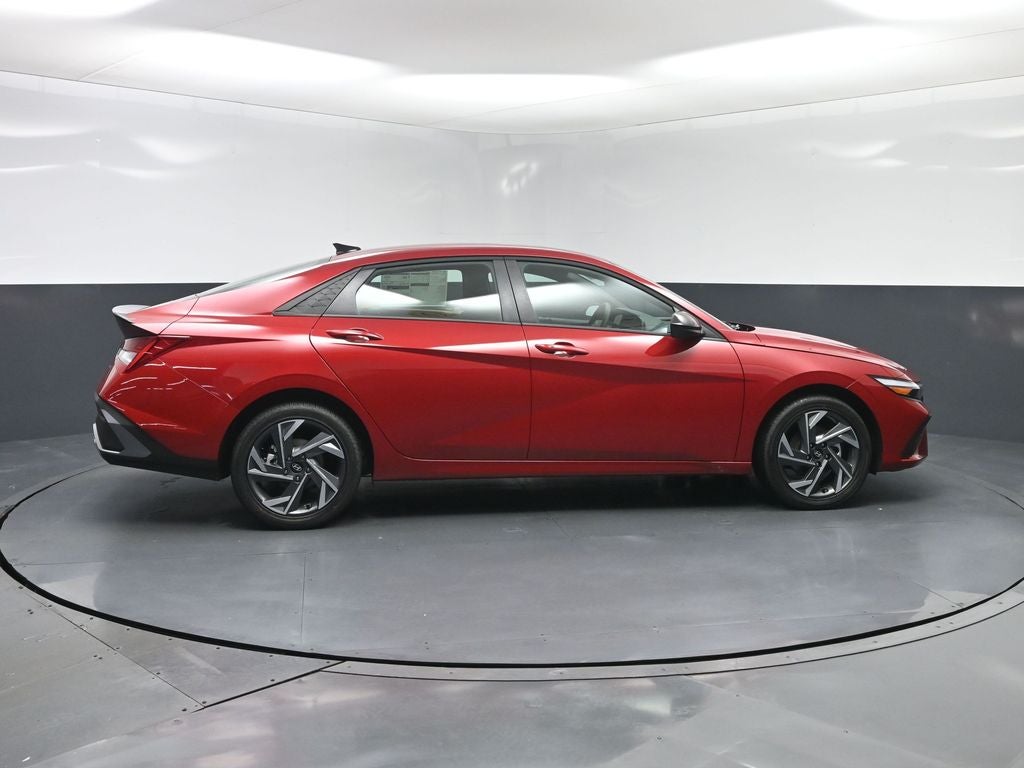 2025 Hyundai ELANTRA HEV SEL Sport