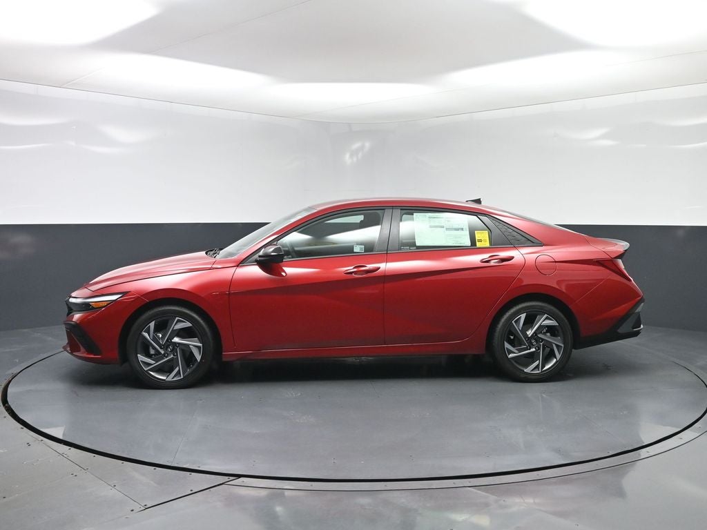 2025 Hyundai ELANTRA HEV SEL Sport