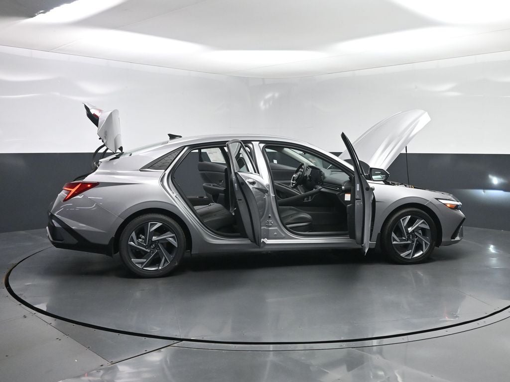 2025 Hyundai ELANTRA HYBRID Limited