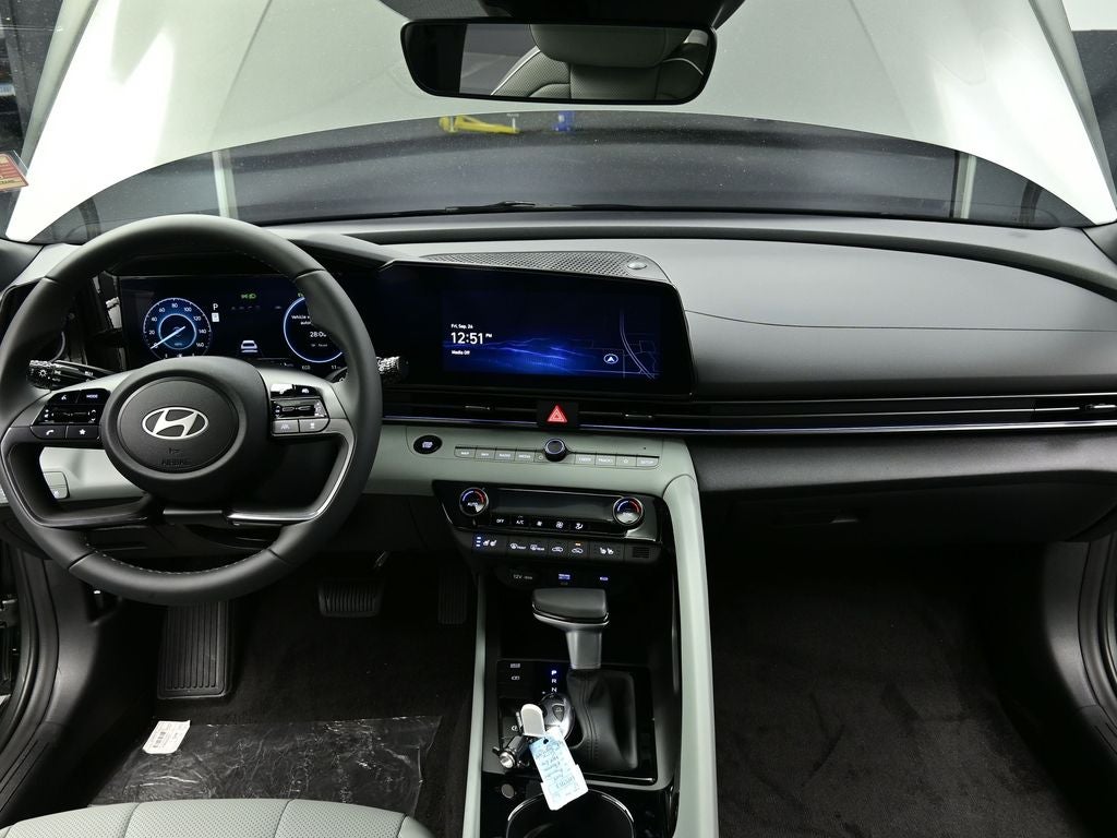 2025 Hyundai ELANTRA HYBRID Limited