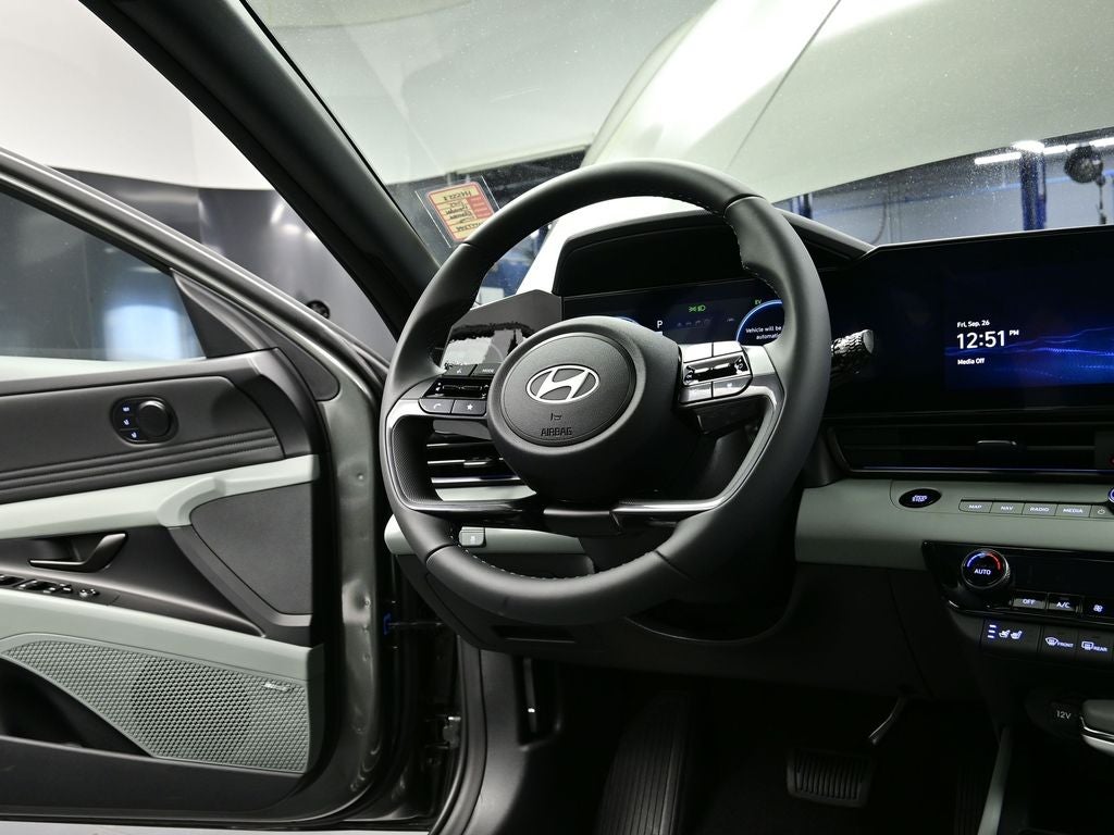 2025 Hyundai ELANTRA HYBRID Limited
