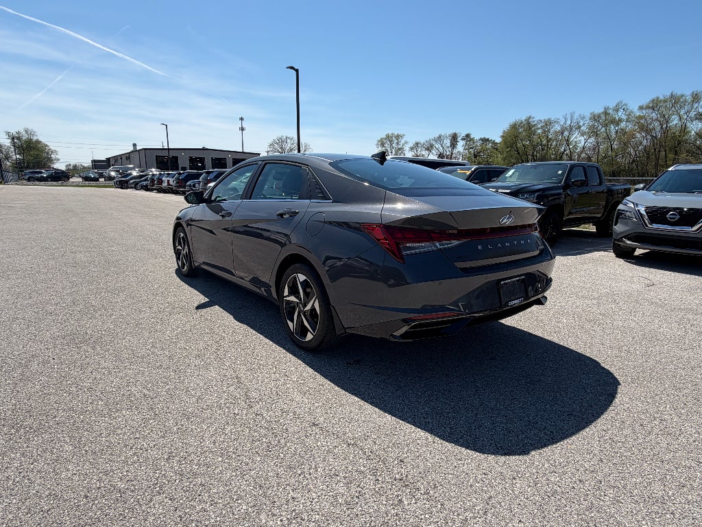 2023 Hyundai ELANTRA Limited