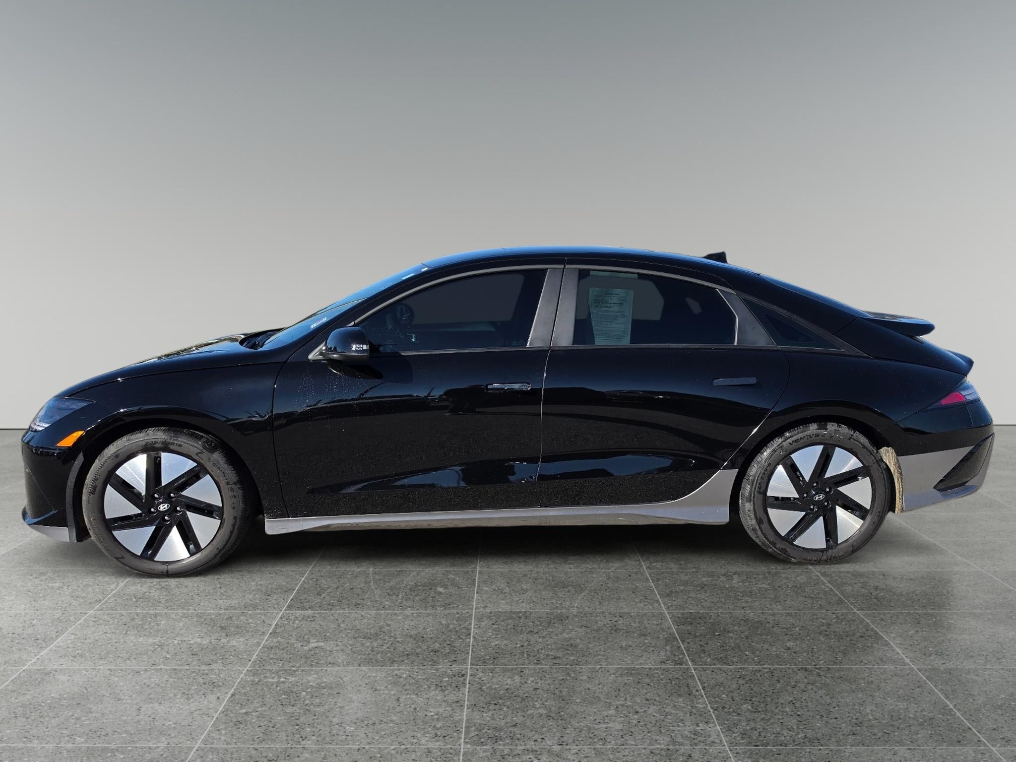 2025 Hyundai IONIQ 6 SE