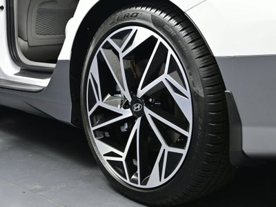 2025 Hyundai IONIQ 6 SEL