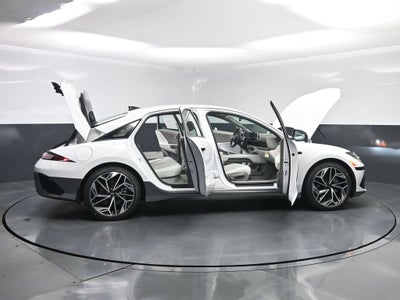 2025 Hyundai IONIQ 6 SEL