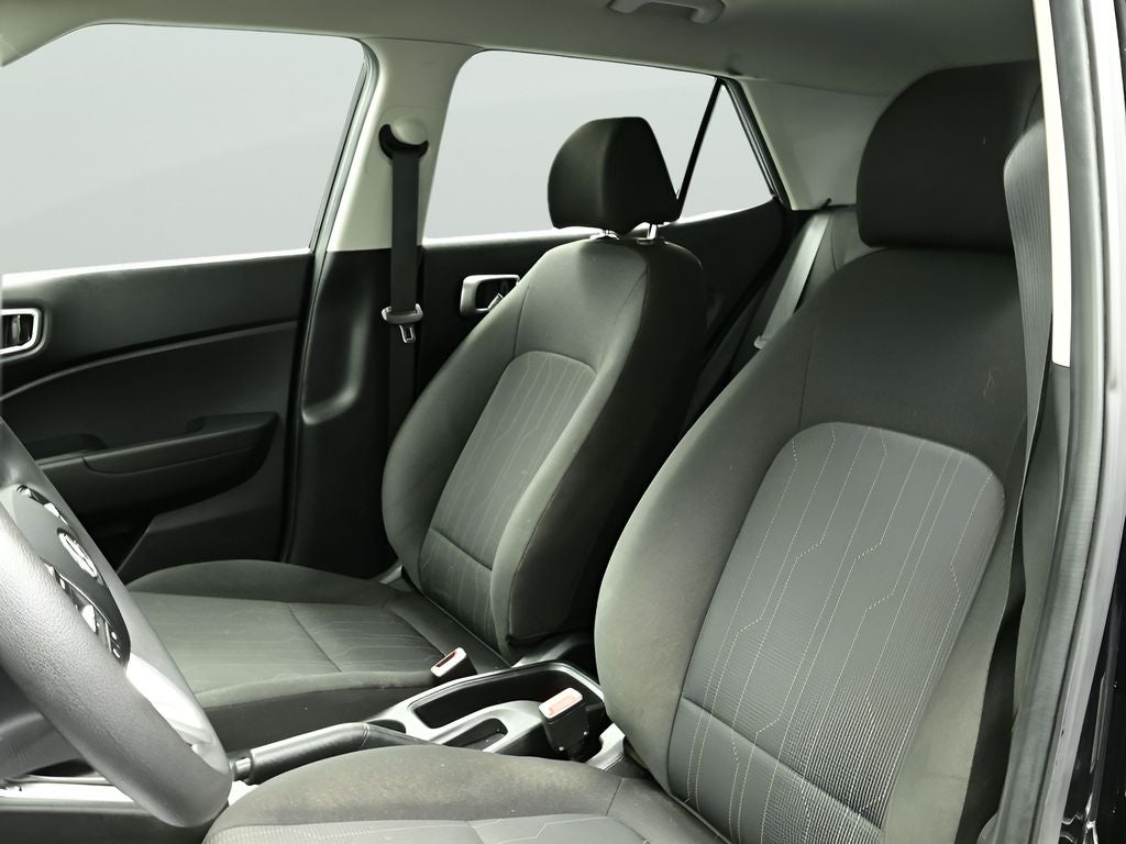 2020 Hyundai VENUE SE