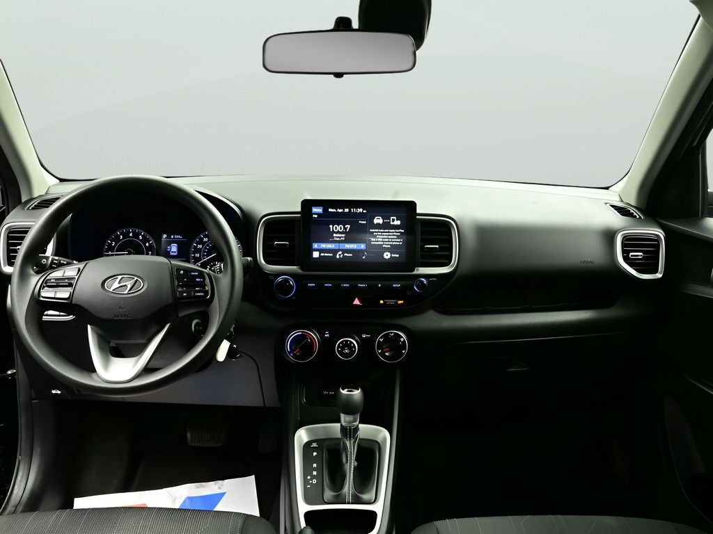 2020 Hyundai VENUE SE