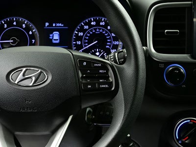 2020 Hyundai VENUE SE