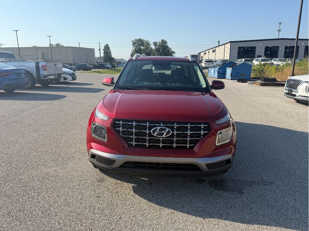 2025 Hyundai VENUE SEL