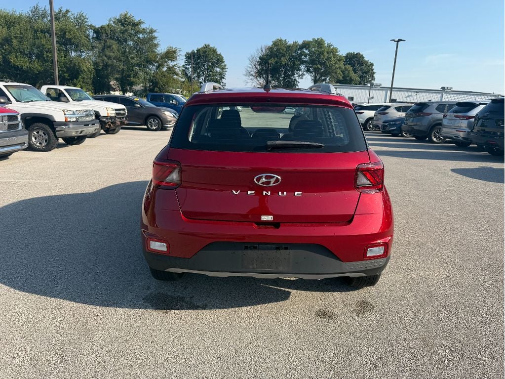 2025 Hyundai VENUE SEL