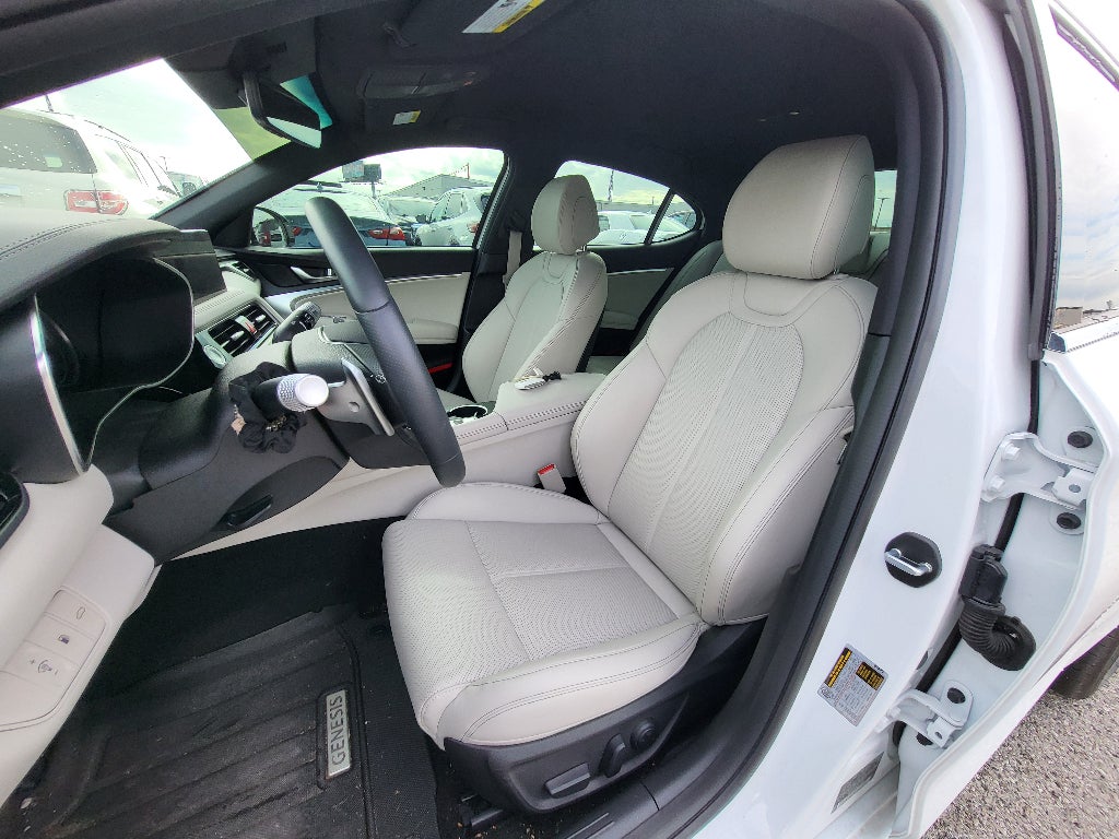 2025 Genesis G70 2.5T