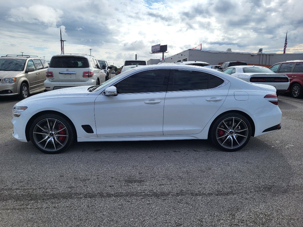 2025 Genesis G70 2.5T
