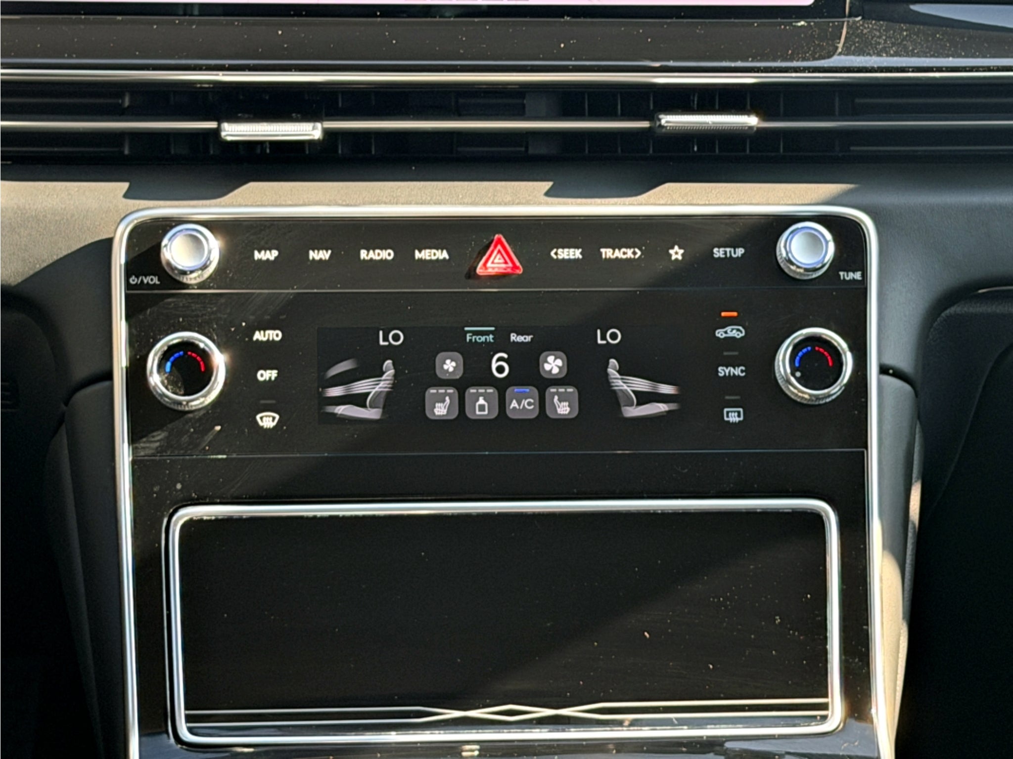 2025 Genesis GV80 2.5T Standard