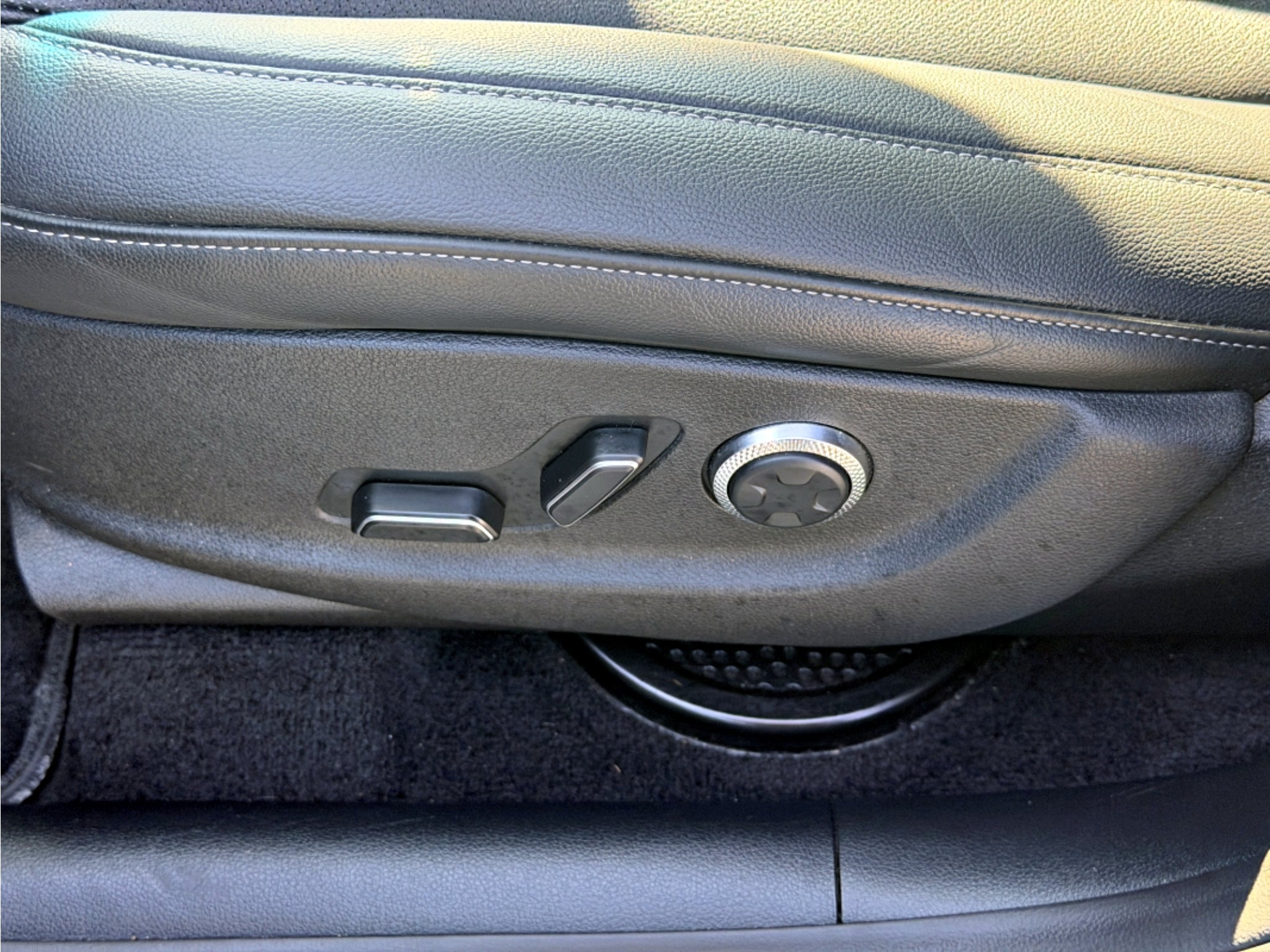 2025 Genesis GV80 2.5T Standard